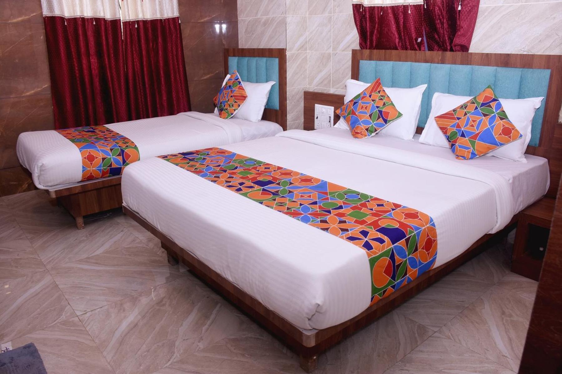 מומביי Hotel Aga Begs מראה חיצוני תמונה
